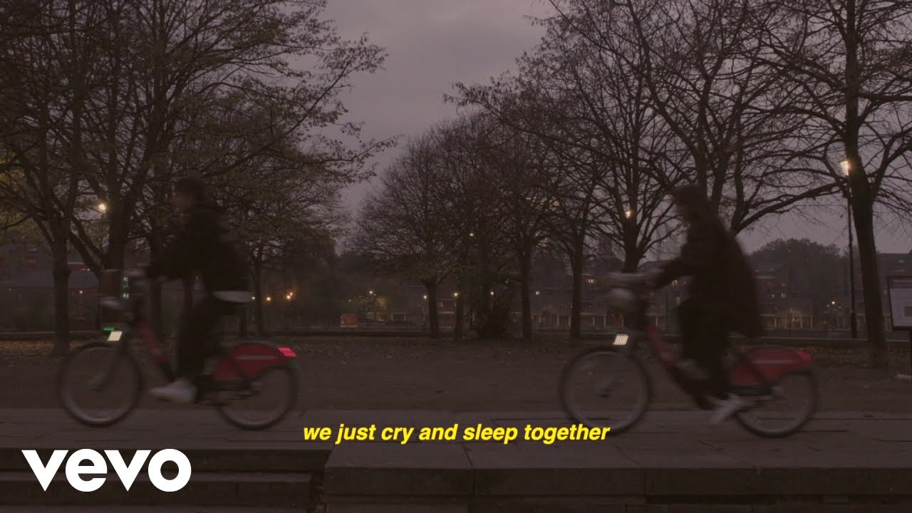 daydreamers - We Don't Need to Do Forever (Visualiser)