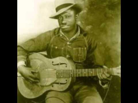 Robert Petway - Don't Go Down Baby (1941) [HQ]