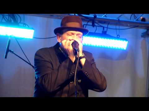 Blues 'N' Trouble - Travelling Light / Honey pot, Thornhill (Scotland) 2011.