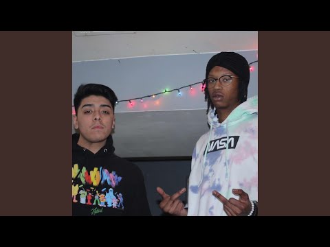 HOLUP (feat. Dattboy C)