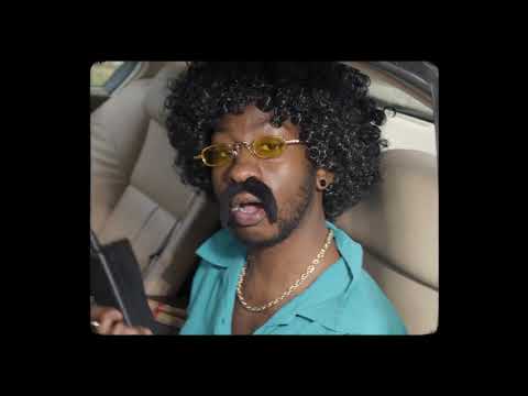 Xinas ft Svga - She's Calling (Official Music Video)