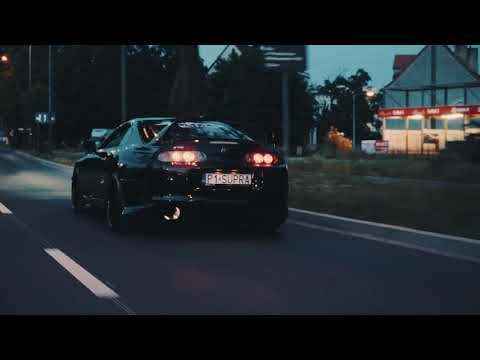 Black Supra Mk4 / 4K