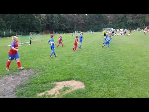 Mks Trzemeszno 2010- SKS 13 Poznań 1:1