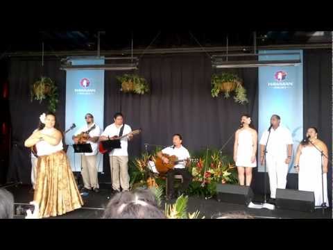 Keali'i Reichel performing 'Kawaipunahele' in Auckland NZ