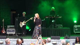 Belinda Carlisle - World Without You