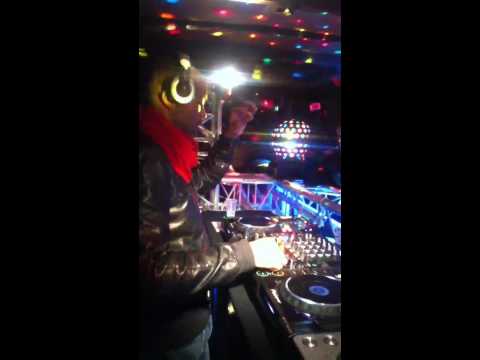 Mitch Crown's amazing voice live @ XMas Dance Event