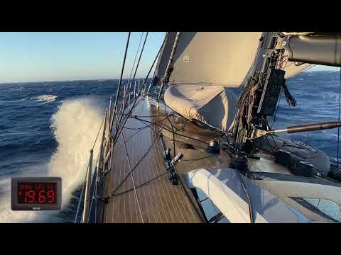 SW96 SEATIUS: Moments of Sunset Cruising