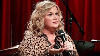 Trisha Yearwood suffered a major wardrobe malfunction onstage while touring with husband Garth Brook