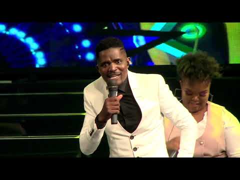 Canaan Nyathi - I'm taking over/Hololo