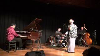Sylvia Negrelli no Harmonia - La Vie en Rose (Louiguy - Piaf)
