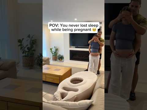 Comment “PREGNANT” if you’d love one of these! 🤩 #pregnantlife #thirdtrimester #pregnancy