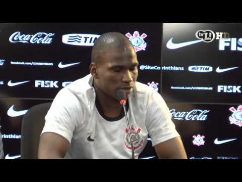 Veja a apresentação de Adilson, novo reforço do Corinthians
