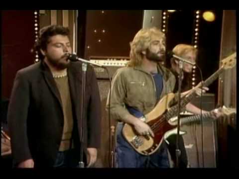 Monroes - What Do All The People Know (Manfredo Remix)