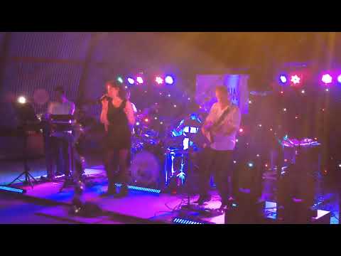 Paramounts live in Alphen ad Rijn HD set 3