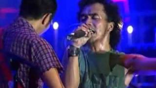 Download lagu Slank - Maafkan (Live) mp3 Download lagu Slank - Maafkan (Live) mp3