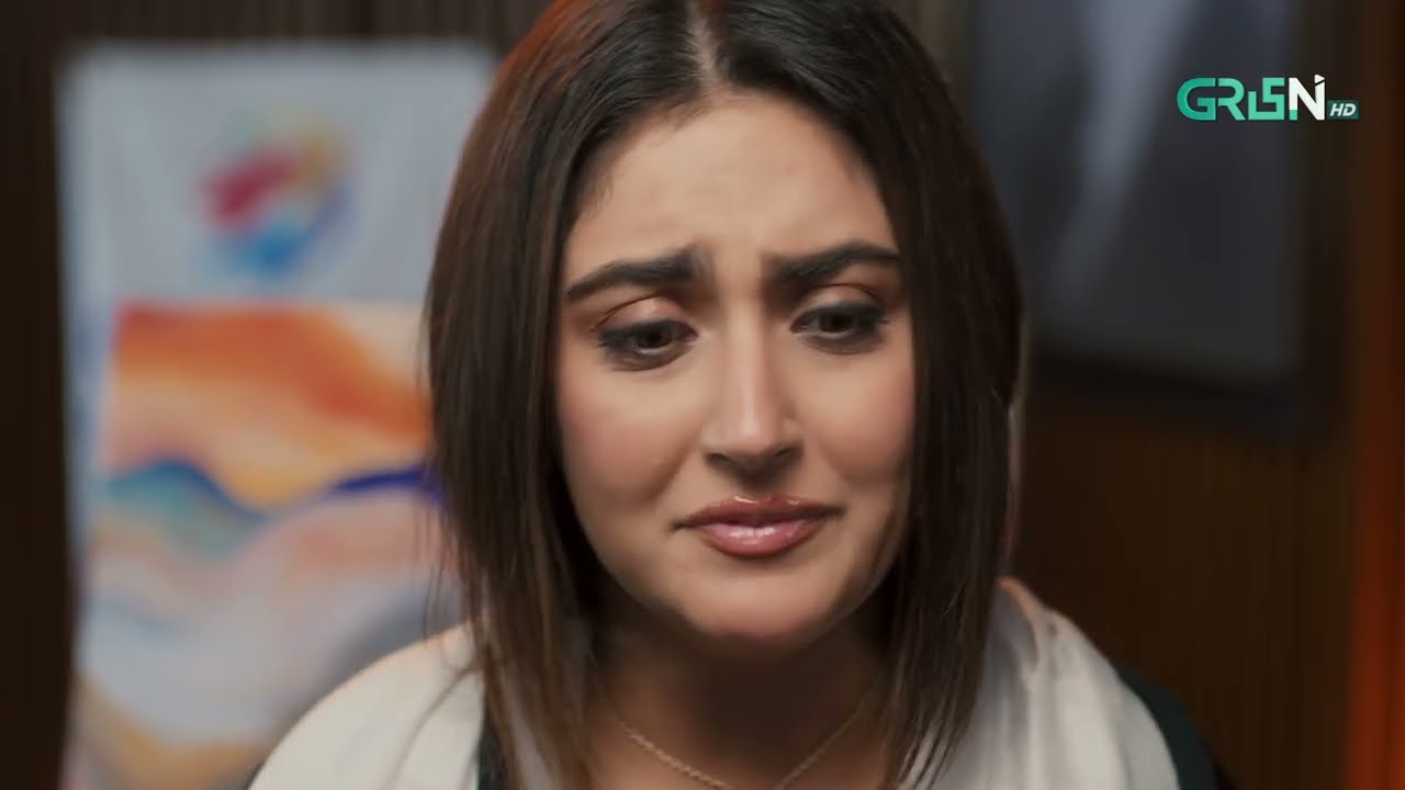 Loser Loser Ke Naray Lag Gaye | Main Zameen Tu Aasmaan | Hiba Bukhari - Feroze Khan | Green TV