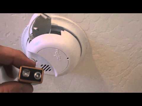 How To Change Your Smoke Detector Batteries