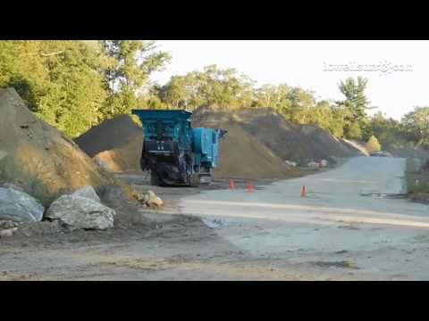 Construction at the Frasier Lane development in Tewksbury on Tuesday morning.@lowellsunnews #frasier