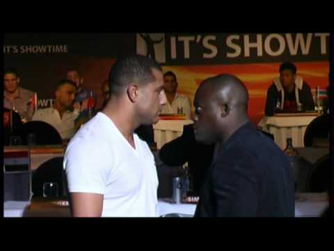 Staredown Gokhan Saki vs Melvin Manhoef  It's Showtime press conference 2010