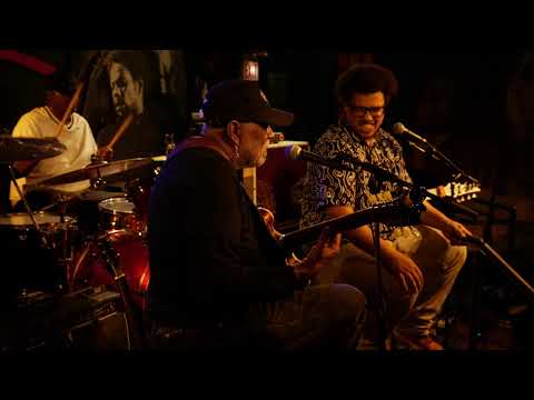 Carlos Johnson Band - Live at Rosa's Lounge - Chicago - 10/25/2025