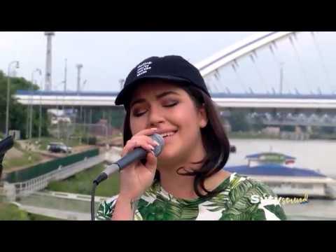 Celeste Buckingham a Dominik Štofko - Go Away LIVE @SytySOUND