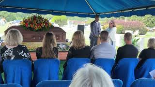 Graveside Service of Mrs. Joyce Putnam