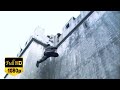 Kung Fu Guy Flies Up The 10 High Wall In An Instant To Challenge The Japanese Samurai
