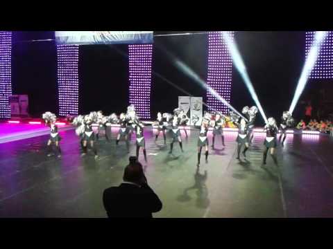 Akademia Cheerleaders Gigant Smile