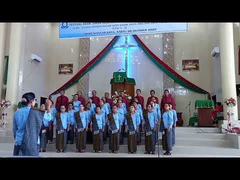 FESTIVAL Paduan Suara Distrik V Sumatera Timur dari HKBP RESORT. SIMANTIN