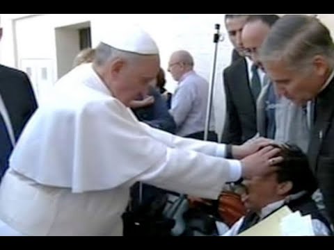 Vaticano niega que Papa Francisco haya realizado un exorcismo