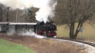 preview picture of video 'The narrow gauge Öchsle Bahn in Warthausen, in the German state of Baden-Würtenberg'