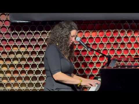 MICHELLE WILLIS - He Waits (Crosby & Willis)