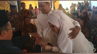 Download lagu Moment Akad Nikah Malu malu mau 'Rizki dan Eni'... SAMAWAH.. mp3