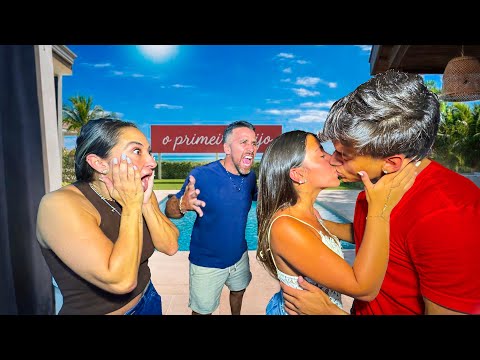 O Vini Marioto Beijou A Fefê Na Frente Dos Pais Dela !!!!