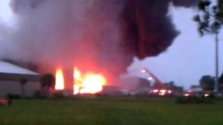 preview picture of video 'Okeechobee mill fire'