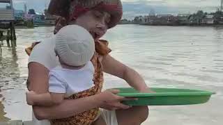 Download lagu Mamanya hadran manampi batas jar🤣 mp3