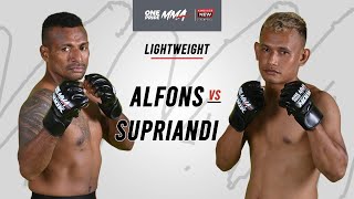 Download lagu ALFONS VS SUPRIANDI NAIBAHO | FULL FIGHT ONE PRIDE MMA 76 KING SIZE NEW #1 JAKARTA mp3 Download lagu ALFONS VS SUPRIANDI NAIBAHO | FULL FIGHT ONE PRIDE MMA 76 KING SIZE NEW #1 JAKARTA mp3