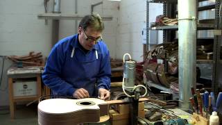 Video thumbnail for COMO LO FABRICAMOS DISCOVERY MAX ESPAÑOL by MANUEL RODRIGUEZ GUITARRAS