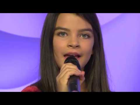 Daria Ghita - MINUNEA IUBIRII LUI (Live)