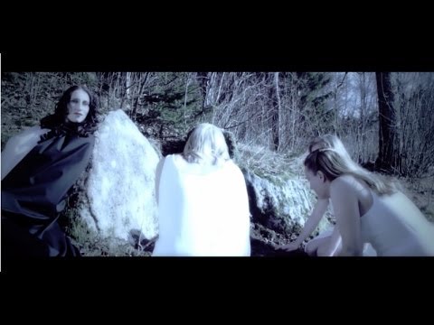 Jag har producerat, regisserat och skrivit manus. 