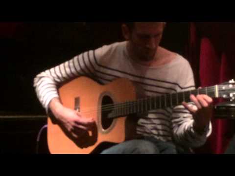 Sébastien Giniaux and Romain Vuillemin perform "Nature Boy"