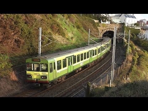 IE 8300 Class Dart Train number 8325 - Vico Road Tunnel, Killiney