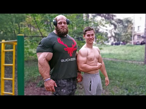 EVERYONE LOOKS CHILD NEXT TO HIM - 27 Y/O RUSSIAN POWERHOUSE MONSTER - Andrey Smaev