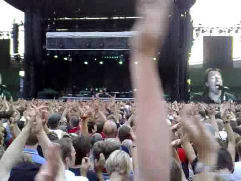 Bruce Springsteen. Born in the usa intro 080704 Ullevi