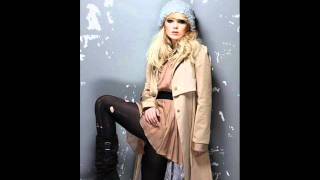 Mika Newton - Don&#39;t Dumb Me Down