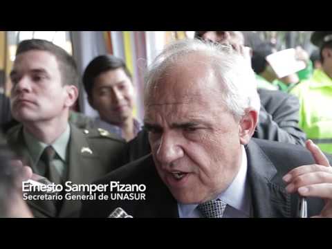 Condecoración CFK - Ernesto Samper - Secretario General de UNASUR