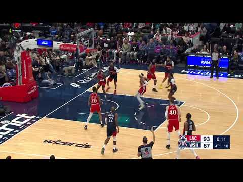 The WIZARDS battle in the fourth quarter at home on MLK Day