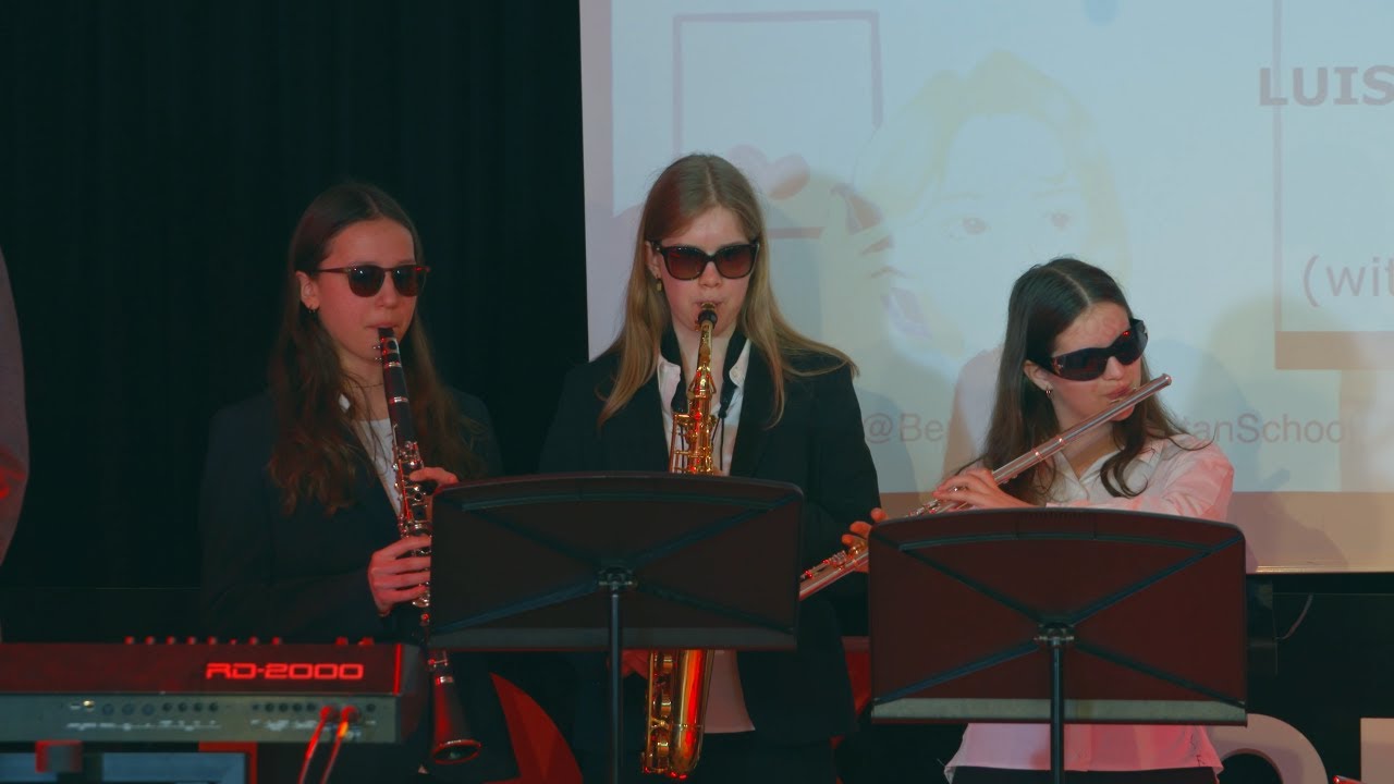 The Walking Bass feat. The First Aid Guy | Henri Bauckhage | TEDxYouth@BerlinCosmopolitanSchool