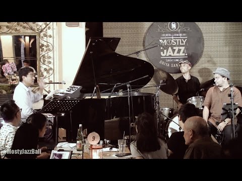 Indra Lesmana & Friends ft. Tompi - Juwita Malam ~ Selalu Denganmu @ Mostly Jazz 09/10/2016 [HD]