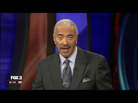 Detroit Mercy students participate in service learning during orientation